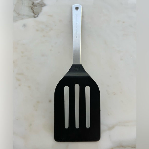 AMCO HOUSEWORKS STAINLESS SPATULA - Picture 6 of 17